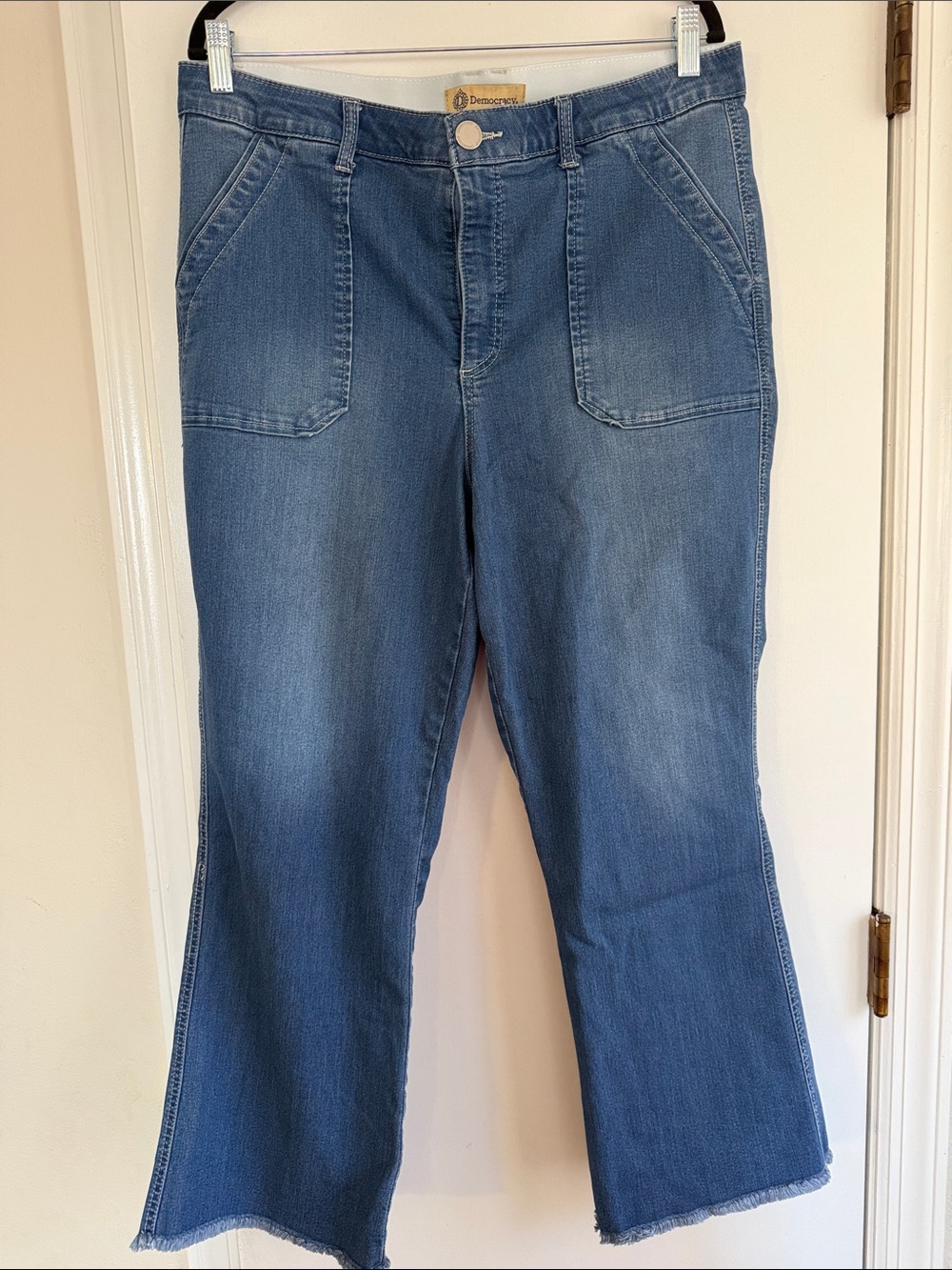 Democracy Light Blue Wide-Leg Jeans with Patch Pockets size 16